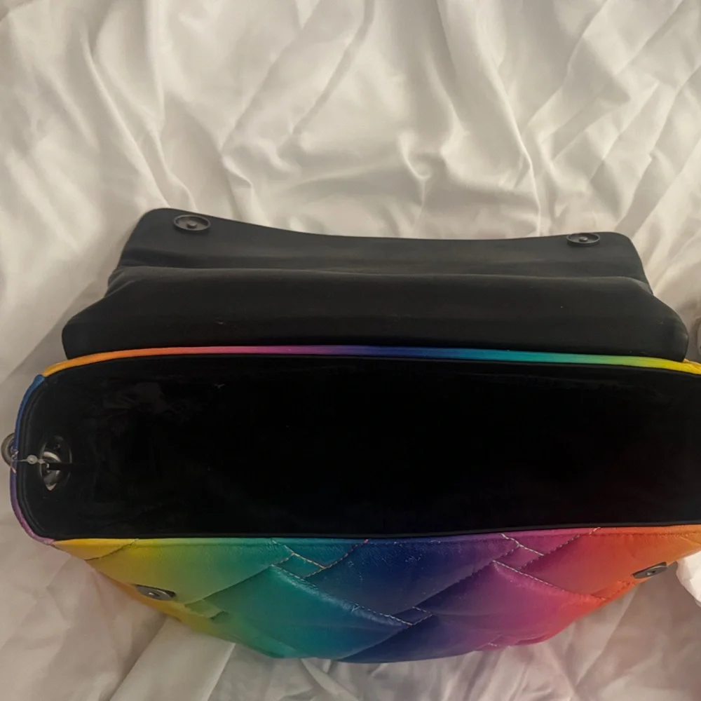 Kurt Geiger Multicolor Quilted Shoulder Bag - Picture 6 of 8